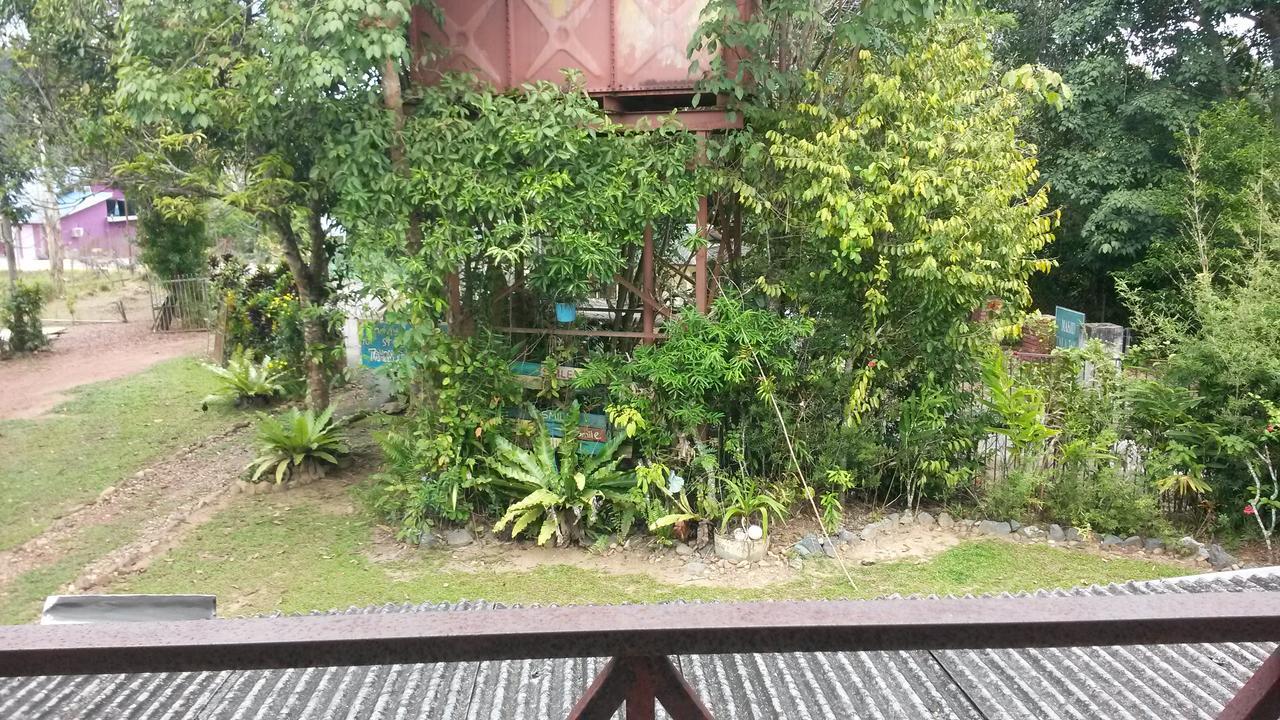 Fatehah Inn Kuala Tahan Exterior photo