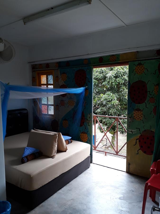 Fatehah Inn Kuala Tahan Exterior photo